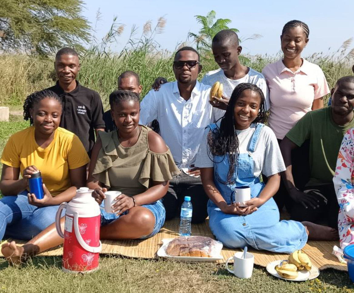 Relatório Técnico do Mini - Piquenique Científico no Centro de Pesquisa, Treinamento em Energias Renováveis e Produção Sustentável de Alimentos da Universidade Pedagógica de Maputo